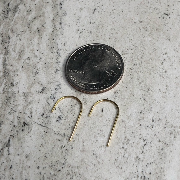 925 Sterling Silver Gold Thread Through Earrings - Picture 12 of 12